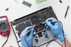 10 основных причин, почему стоит обратиться к профессионалам для ремонта ноутбуков